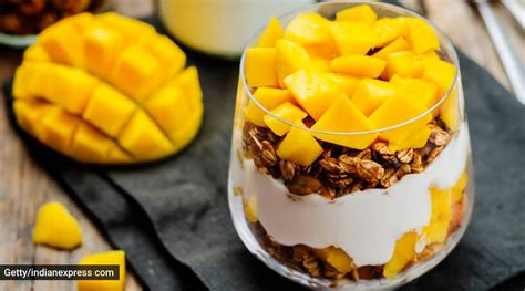 How many carbs are in mango parfait - calories, carbs, nutrition