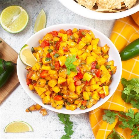 How many carbs are in mango salsa, fresh - calories, carbs, nutrition