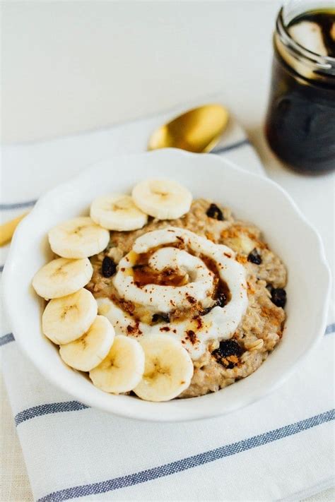 How many carbs are in maple cinnamon raisin oatmeal - calories, carbs, nutrition