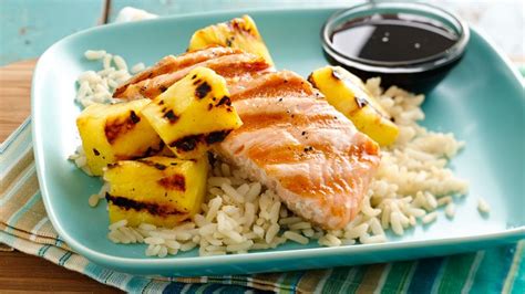 How many carbs are in maple pineapple soy salmon - calories, carbs, nutrition