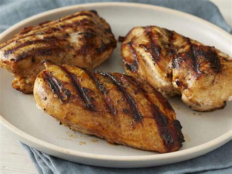 How many carbs are in marinated chicken breast, strips - calories, carbs, nutrition