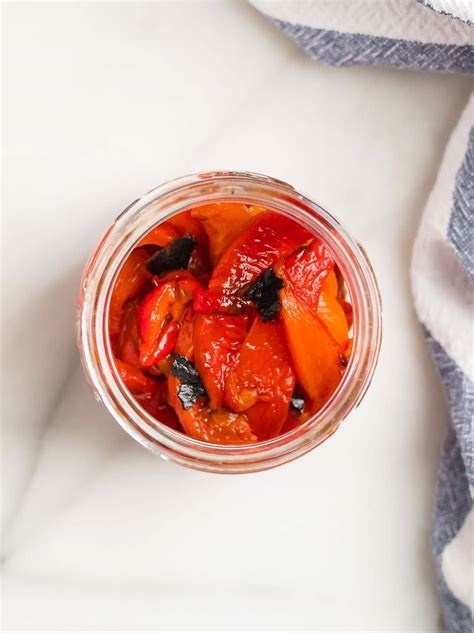 How many carbs are in marinated roasted red peppers - calories, carbs, nutrition