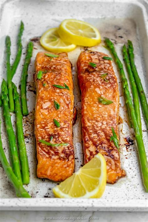 How many carbs are in marinated salmon with grill flavor - calories, carbs, nutrition