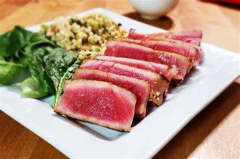 How many carbs are in marinated yellow fin ahi tuna - calories, carbs, nutrition