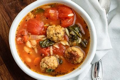 How many carbs are in meatball minestrone - calories, carbs, nutrition