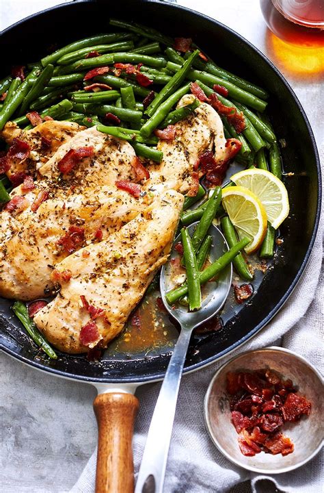 How many carbs are in mediterranean chicken stew and green beans withlemon and garlic with herb roasted tomatoes - calories, carbs, nutrition