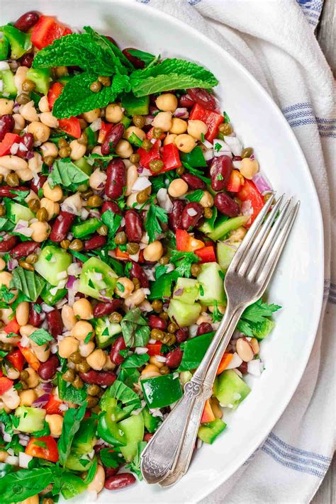 How many carbs are in mediterranean deli three bean salad - calories, carbs, nutrition