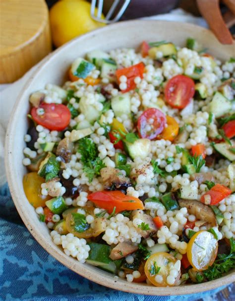 How many carbs are in mediterranean vegetable couscous - calories, carbs, nutrition