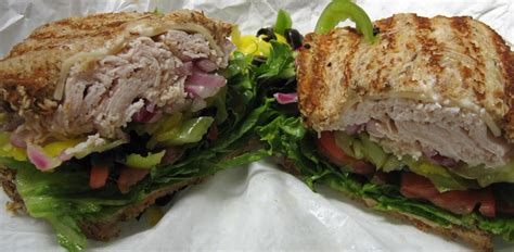 How many carbs are in mesquite turkey sandwich - half order - calories, carbs, nutrition