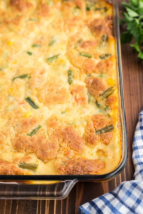 How many carbs are in mixed bean casserole with cheddar and herb cobbler - calories, carbs, nutrition