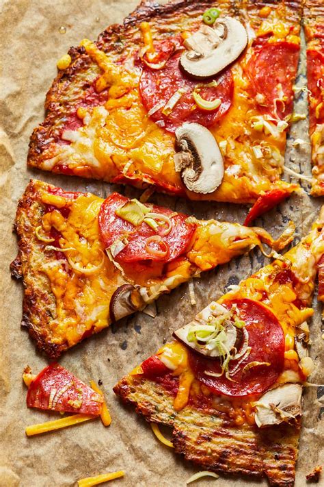 How many carbs are in mixed pepper pizza wheat crust - calories, carbs, nutrition