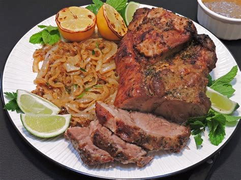 How many carbs are in mojo pork & plantains plate - calories, carbs, nutrition