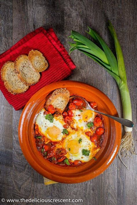 How many carbs are in moroccan breakfast eggs - calories, carbs, nutrition