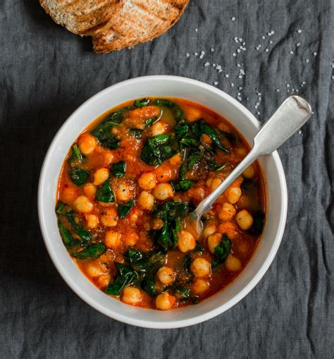 How many carbs are in moroccan cauliflower, spinach and borlotti stew - calories, carbs, nutrition