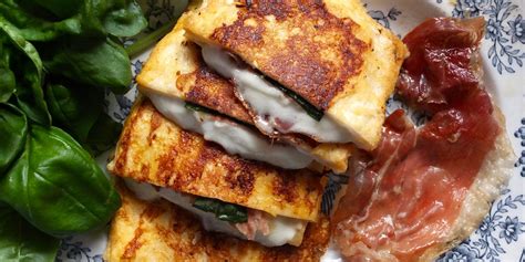 How many carbs are in mozzarella in carrozza - calories, carbs, nutrition