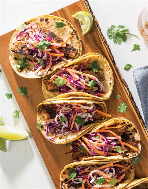 How many carbs are in mushroom soy tacos with roasted salsa and jicama kale slaw (107148.0) - calories, carbs, nutrition