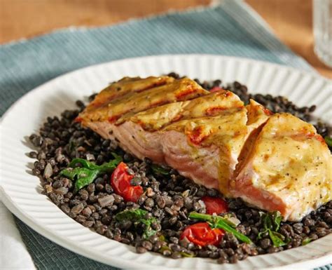 How many carbs are in mustard glazed salmon, lentils, burre blanc - calories, carbs, nutrition