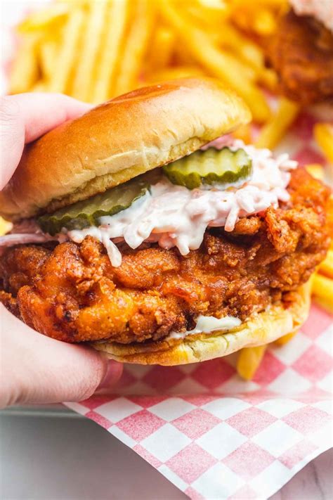 How many carbs are in nashville hot farm 2 fryer chicken sandwich - calories, carbs, nutrition