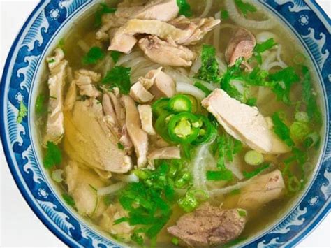 How many carbs are in noodle bowl chicken pho - calories, carbs, nutrition