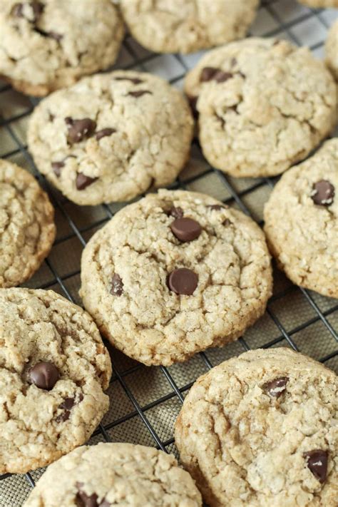 How many carbs are in oatmeal chocolate chip cookies scratch - calories, carbs, nutrition