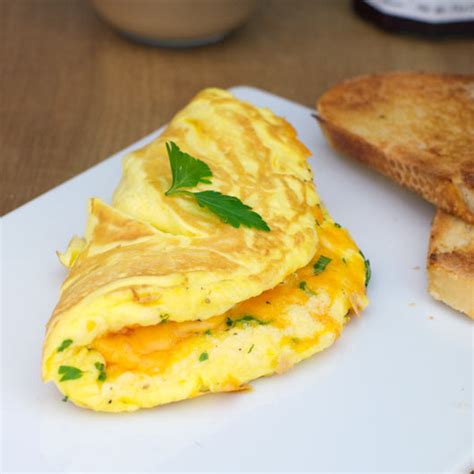 How many carbs are in omelet cheese 2 slc toast - calories, carbs, nutrition