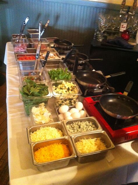 How many carbs are in omelet station - calories, carbs, nutrition