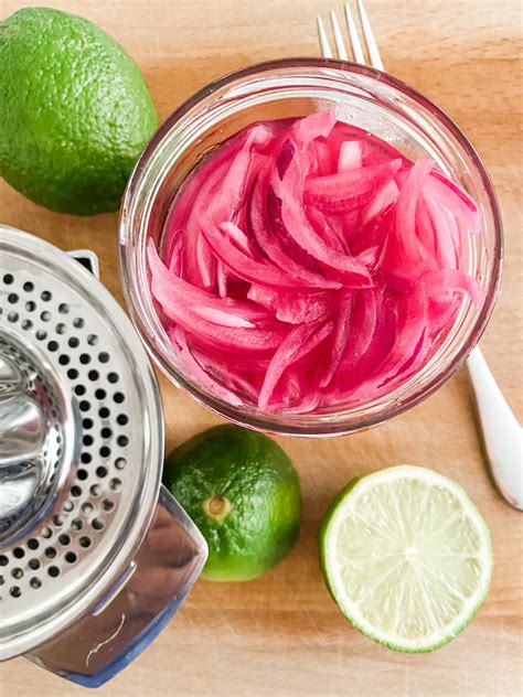 How many carbs are in onion red pickled lime juice cilantro 2 tbsp - calories, carbs, nutrition