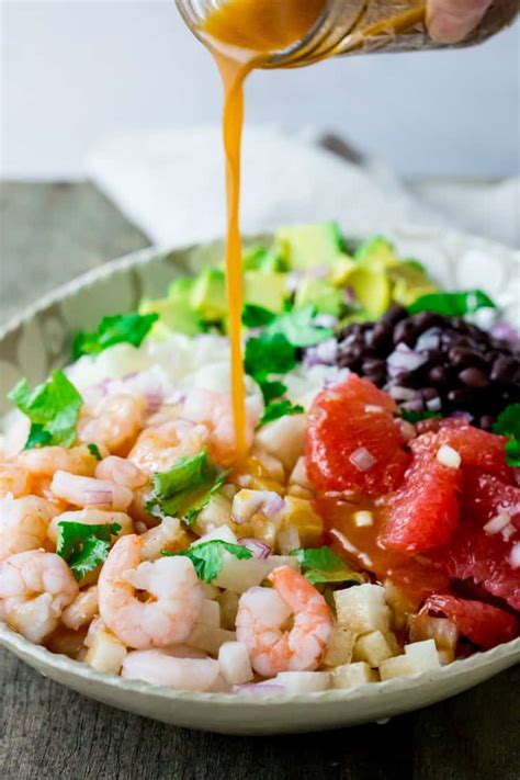 How many carbs are in orange and jicama shrimp salad - calories, carbs, nutrition