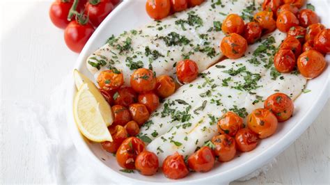 How many carbs are in orange roughy with tomato and spinach - calories, carbs, nutrition