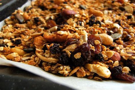 How many carbs are in oven baked muesli - calories, carbs, nutrition