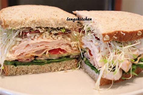 How many carbs are in oven roasted chicken breast sub - calories, carbs, nutrition