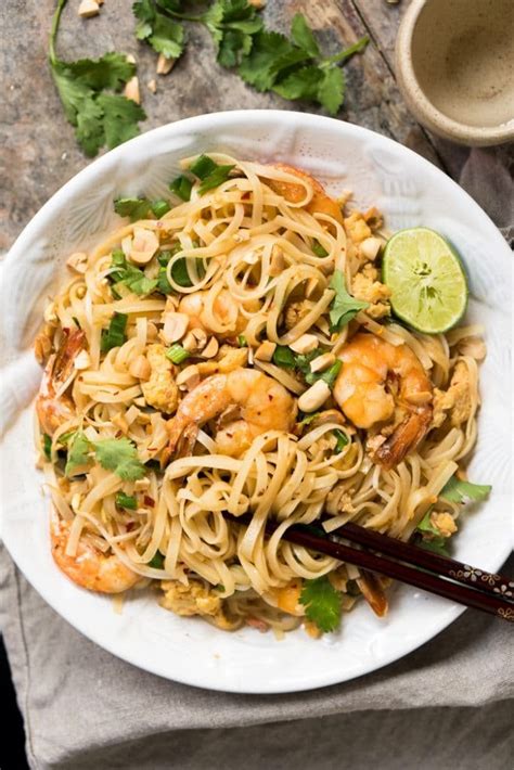 How many carbs are in pad thai & tofu - calories, carbs, nutrition