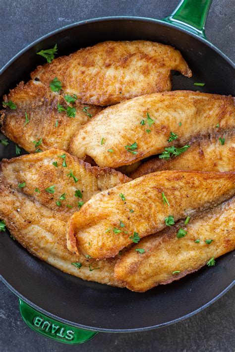 How many carbs are in pan fried tilapia - calories, carbs, nutrition