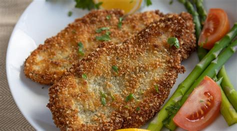 How many carbs are in panko breaded chicken cutlet (34217.0) - calories, carbs, nutrition