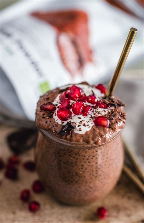 How many carbs are in parfait 9 oz chocolate chia pudding & cherry - calories, carbs, nutrition