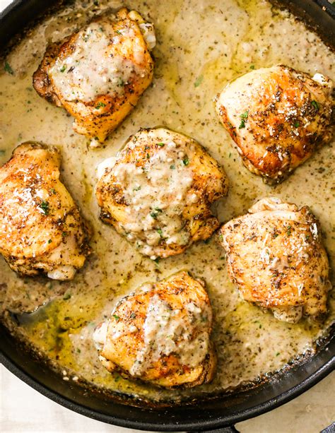 How many carbs are in parmesan chicken breast with sauce - calories, carbs, nutrition