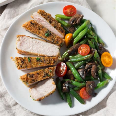 How many carbs are in parmesan crusted pork paillards - calories, carbs, nutrition