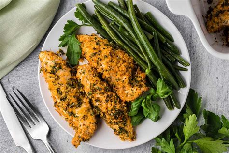 How many carbs are in parmesan herb crusted chicken - calories, carbs, nutrition