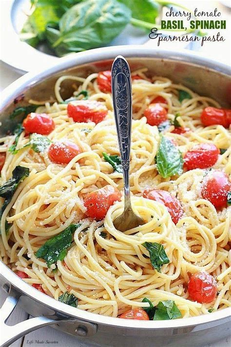 How many carbs are in pasta spinach fettuccine tomato basil sauce cmp - calories, carbs, nutrition