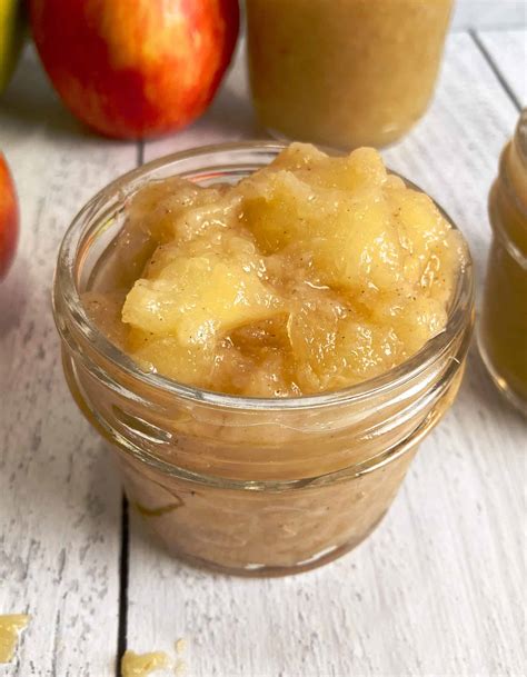 How many carbs are in pear apple sauce - calories, carbs, nutrition