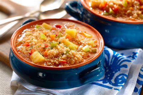 How many carbs are in peruvian quinoa and vegetable soup - calories, carbs, nutrition