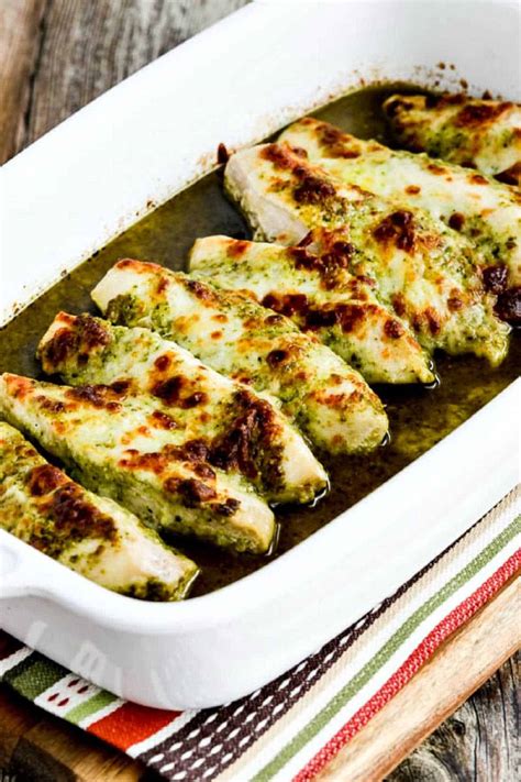 How many carbs are in pesto chicken breast - calories, carbs, nutrition