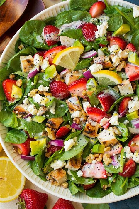 How many carbs are in pickeled strawberry fennel salad with grilled chicken - calories, carbs, nutrition