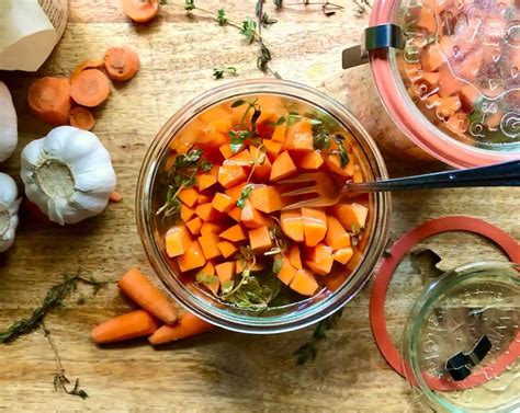 How many carbs are in pickled carrots - calories, carbs, nutrition