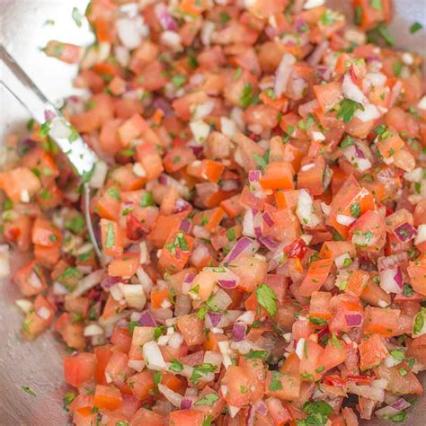 How many carbs are in pico de gallo - calories, carbs, nutrition