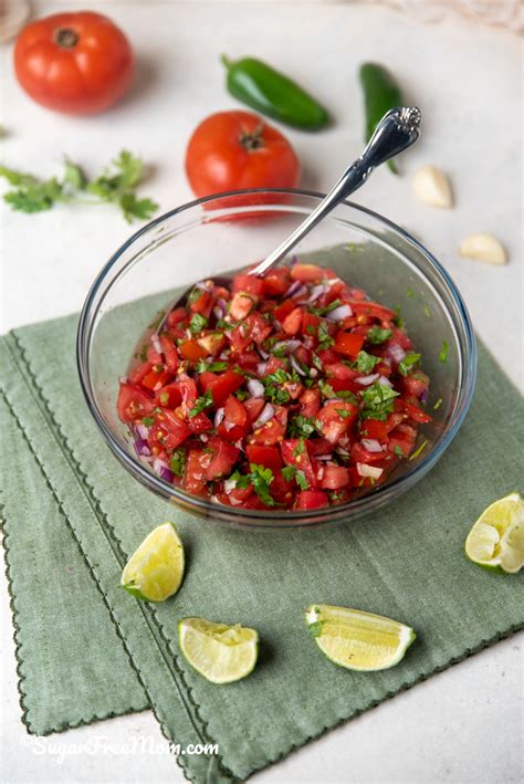 How many carbs are in pico de gallo, fresh - calories, carbs, nutrition