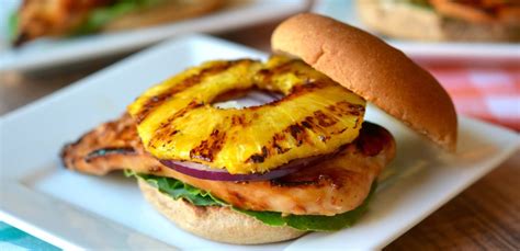How many carbs are in pineapple chicken teriyaki sandwich - calories, carbs, nutrition