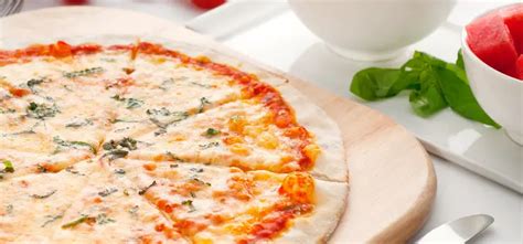 How many carbs are in pizza italian chicken thin crust - calories, carbs, nutrition