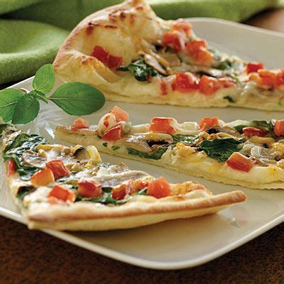 How many carbs are in pizza snowshoe roasted veggie cut 8 - calories, carbs, nutrition