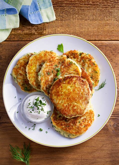 How many carbs are in polish breakfast pancake mushroom spinach and fried egg (placki ziemniaczane) - calories, carbs, nutrition